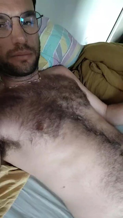 frenchyhothairy live cam on Cam4
