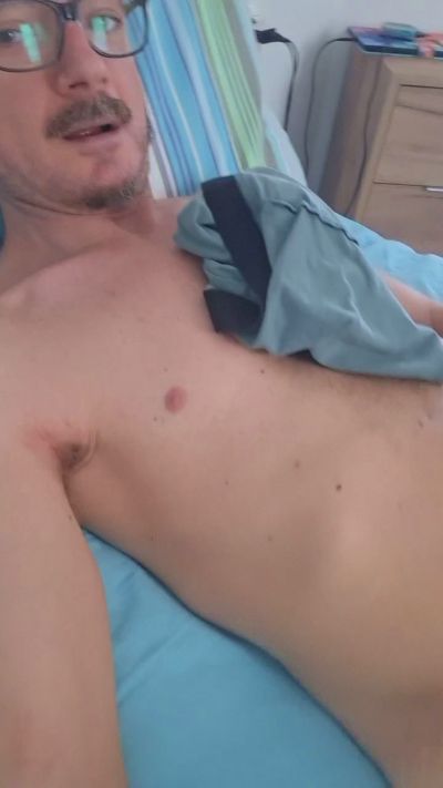 fresch81an live cam on Cam4