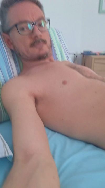 fresch81an live cam on Cam4