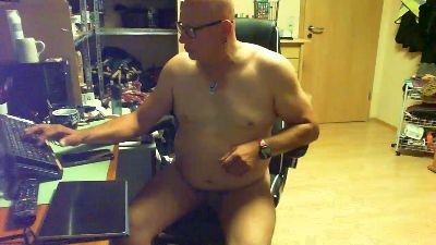 freundlich4 live cam on Cam4
