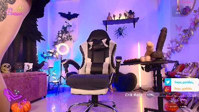 freya_goddes_ live cam on Cam4