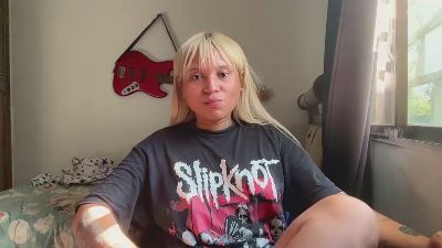 frierenhott live cam on Cam4