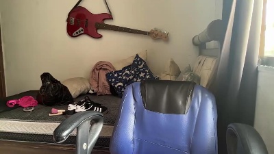 frierenhott live cam on Cam4
