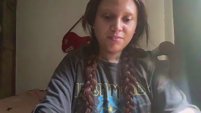 frierenhott live cam on Cam4