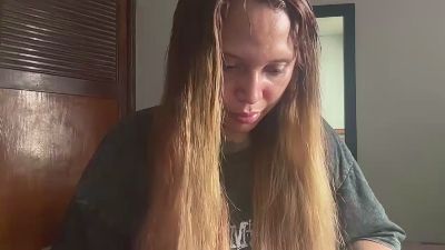 frierenhott live cam on Cam4