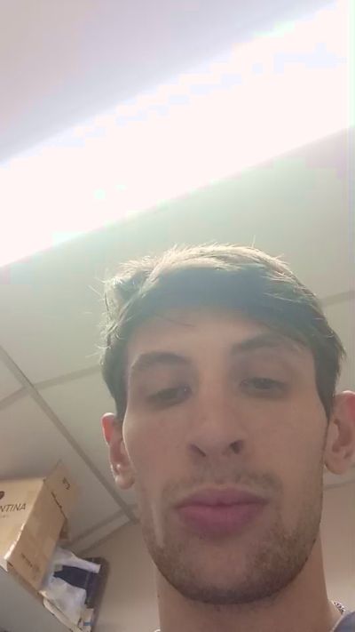frostyhotxxx live cam on Cam4