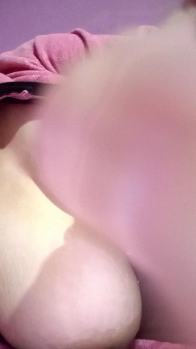 frutillita_ live cam on Cam4