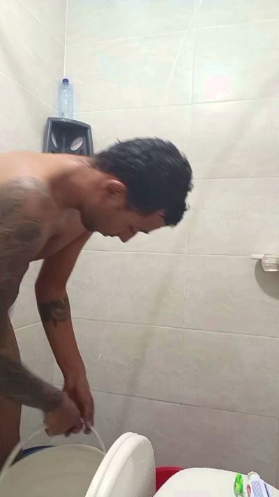 fuckboy_bbc live cam on Cam4