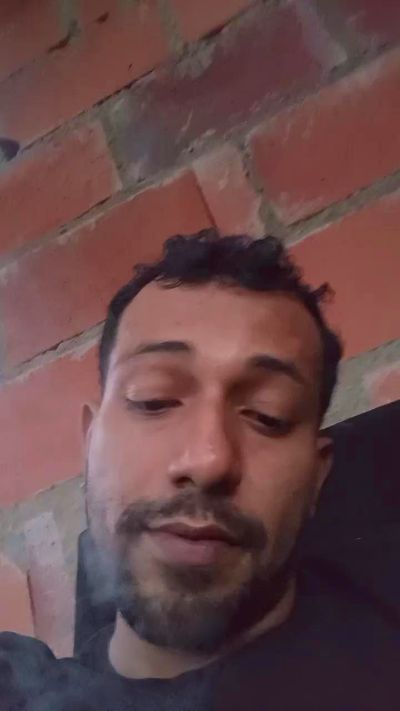 fuckboy_bbc live cam on Cam4