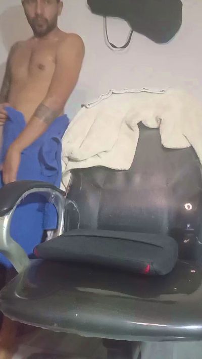 fuckboy_bbc live cam on Cam4