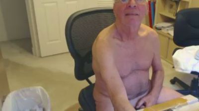 fun_guy3 live cam on Cam4