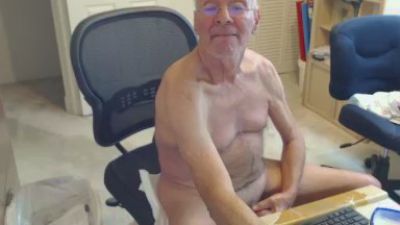 fun_guy3 live cam on Cam4