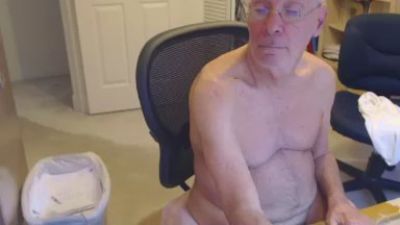 fun_guy3 live cam on Cam4