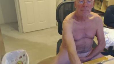 fun_guy3 live cam on Cam4