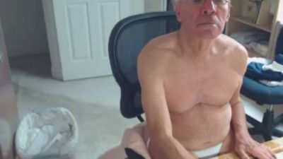 fun_guy3 live cam on Cam4