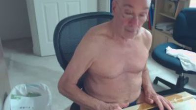 fun_guy3 live cam on Cam4