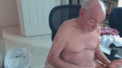 fun_guy3 live cam on Cam4