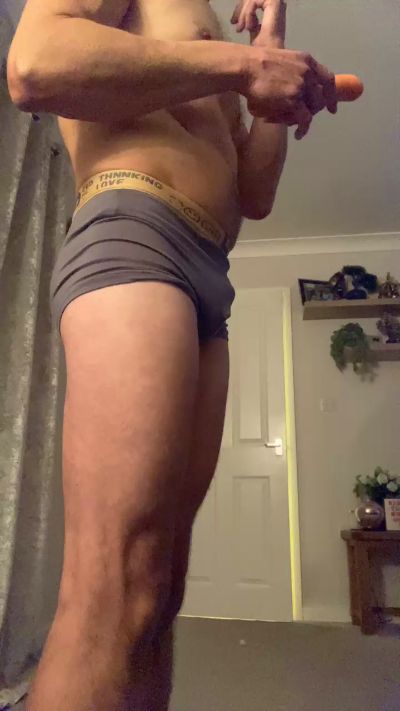 funguy19782 live cam on Cam4