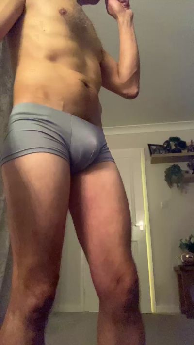 funguy19782 live cam on Cam4