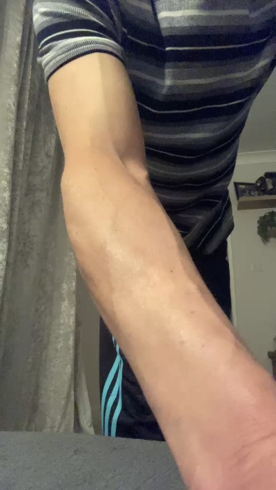 funguy19782 live cam on Cam4