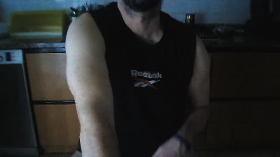 furfante___ live cam on Cam4