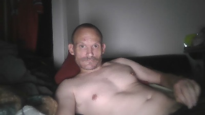 fusbucket218 live cam on Cam4