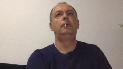 futbolin84 live cam on Cam4