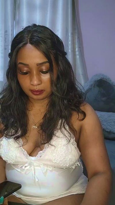 gITHERI live cam on Cam4