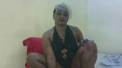 gITHERI live cam on Cam4
