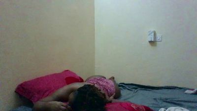 gITHERI live cam on Cam4