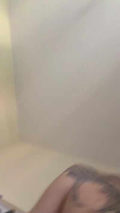 gabbus live cam on Cam4