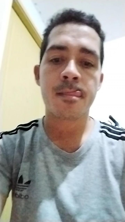 gabriel_hot1 live cam on Cam4