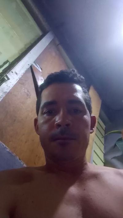 gabriel_hot1 live cam on Cam4