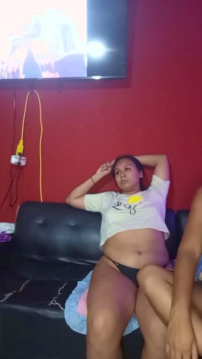 gabriela2821 live cam on Cam4