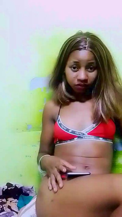 gabriella1 live cam on Cam4