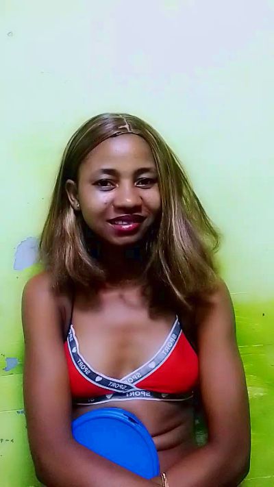 gabriella1 live cam on Cam4