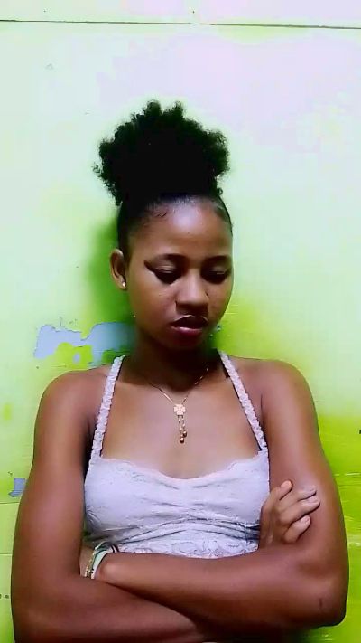 gabriella1 live cam on Cam4