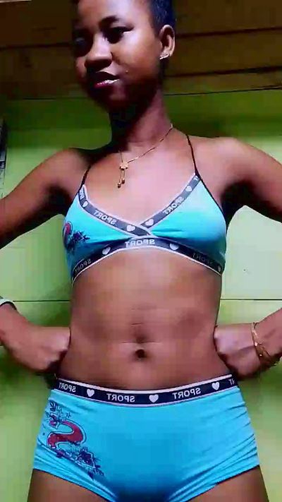 gabriella1 live cam on Cam4