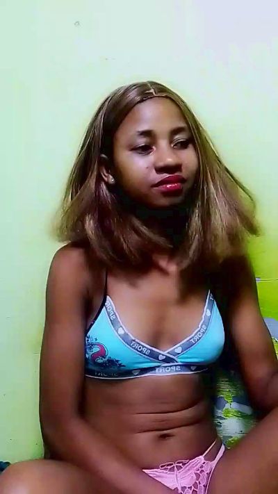 gabriella1 live cam on Cam4