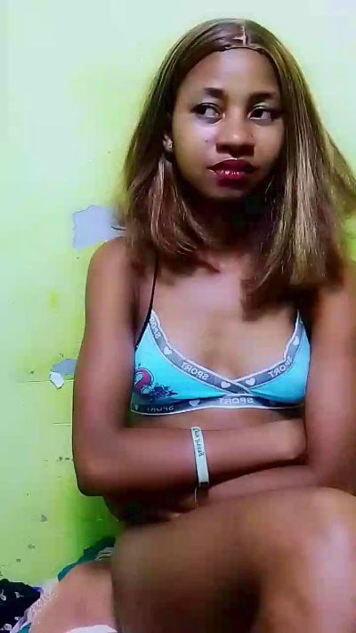 gabriella1 live cam on Cam4