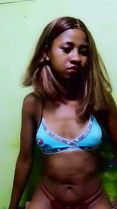 gabriella1 live cam on Cam4