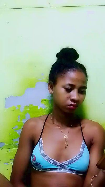 gabriella1 live cam on Cam4