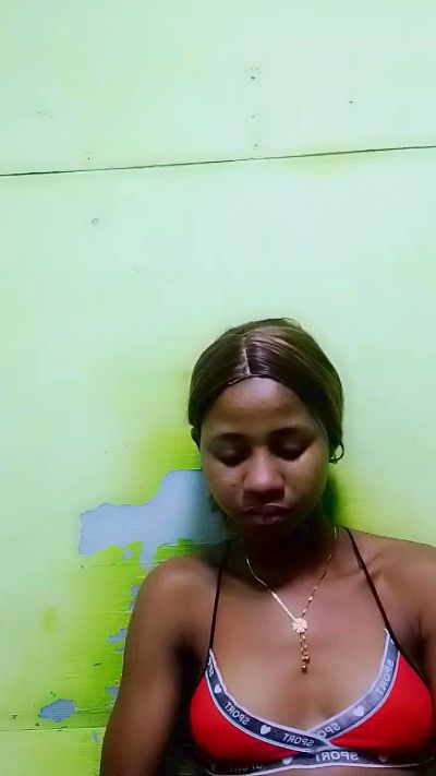 gabriella1 live cam on Cam4