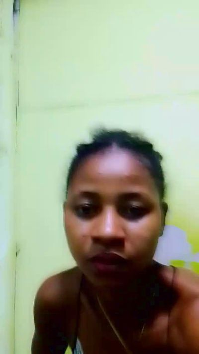 gabriella1 live cam on Cam4