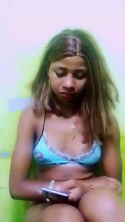gabriella1 live cam on Cam4