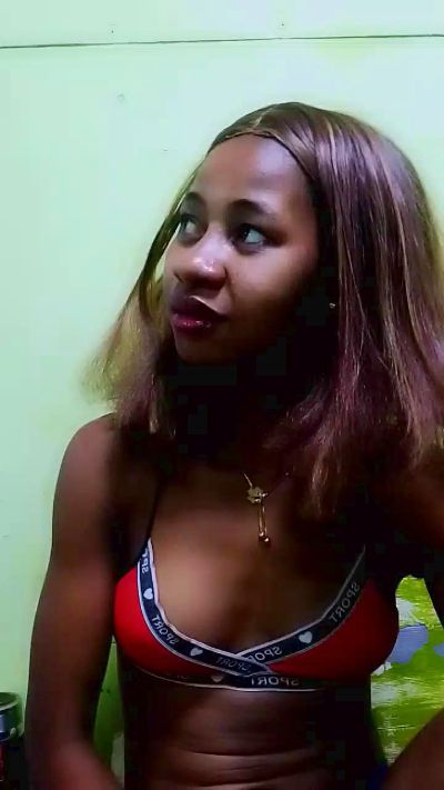 gabriella1 live cam on Cam4
