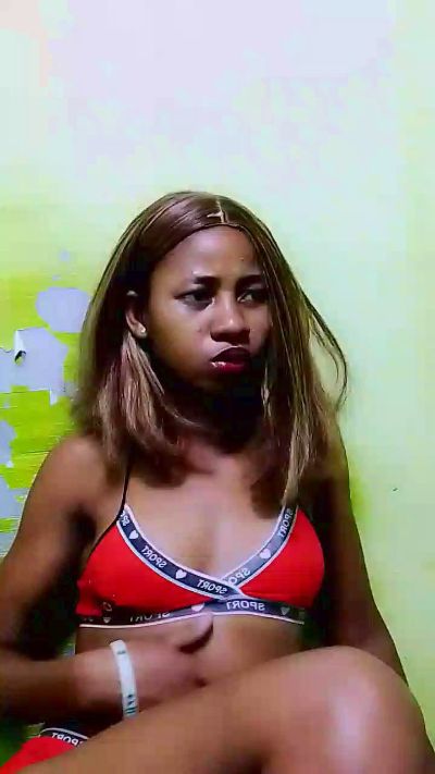 gabriella1 live cam on Cam4