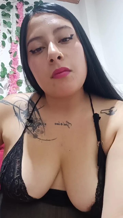 gaby_201 live cam on Cam4