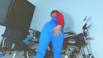 le modèle galadrielnoir est en webcam porno dans un show sur le site cam4, il possède les tags suivants: cosplay,bigass,taboo,analtoys,deepthroat,AssToMouth,anal