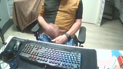 gallactica33 live cam on Cam4